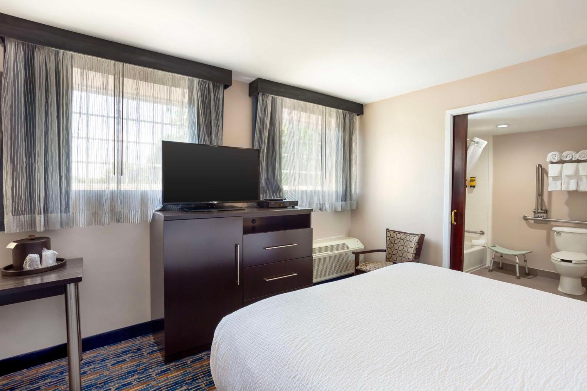 Best Western Plus Fairfield Hotel Exterior foto